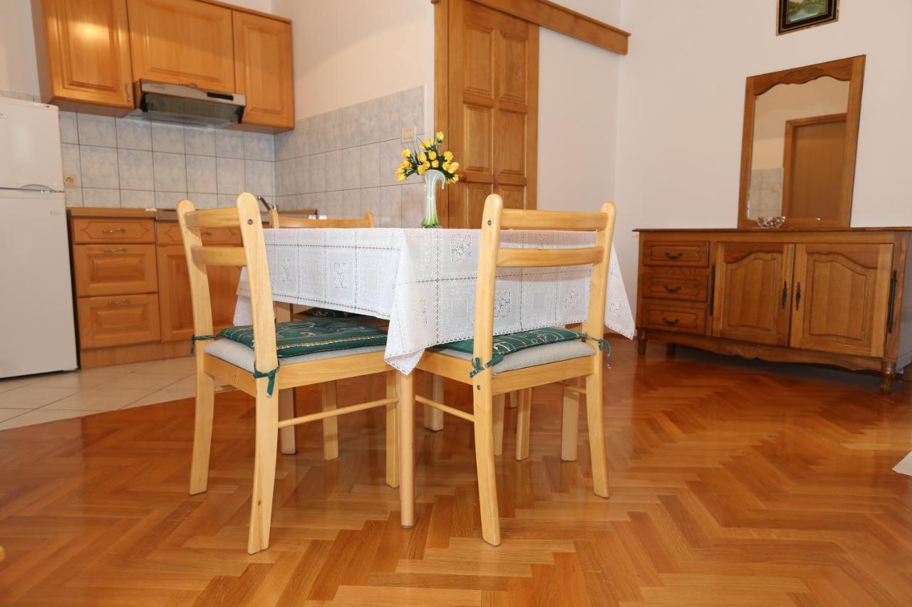 Apartments Nada Baška Екстериор снимка