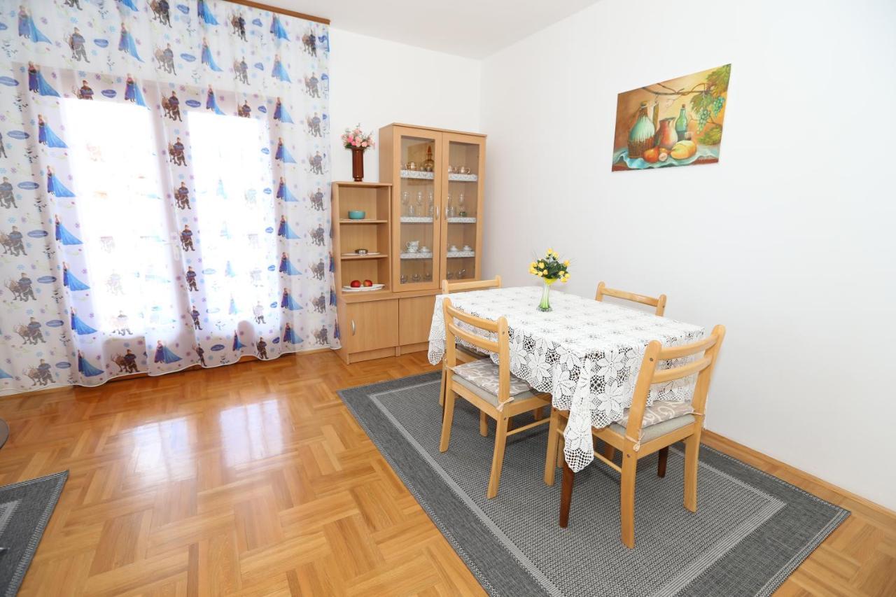Apartments Nada Baška Екстериор снимка